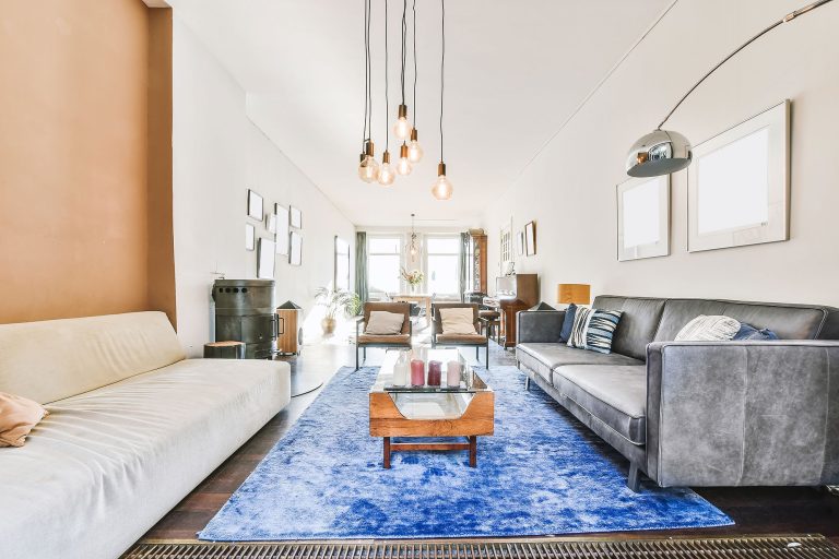 imgi_10_spacious-living-room-2021-10-21-02-43-23-utc